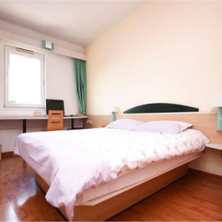 Motel Qingdao Jiaonan Renmin Road Business Street Bagian luar foto